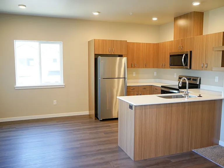 Autumn Woods Apartments — Photo 23