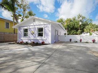 2814 Avenue C, Holmes Beach, FL 34217
