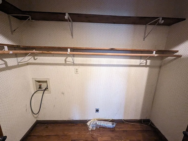 165 Sunnyside Dr — Photo 14