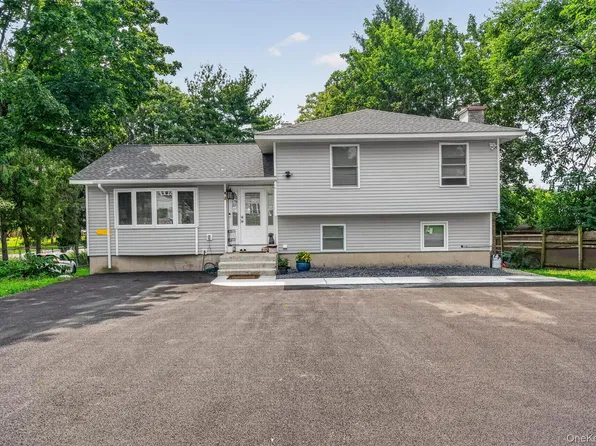 3 Ben Lomond Drive, Middletown, NY 10941