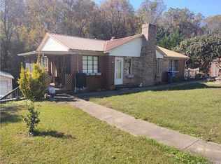 518 22nd St SW, Hickory, NC 28602