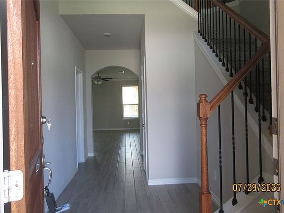 2nd image of 1306 Roma St