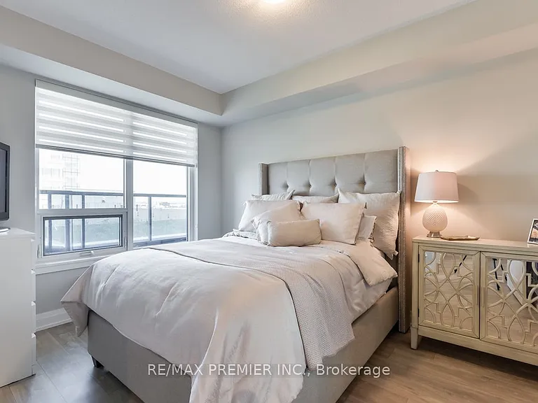 3600 Highway 7 Rd #803 — Photo 9