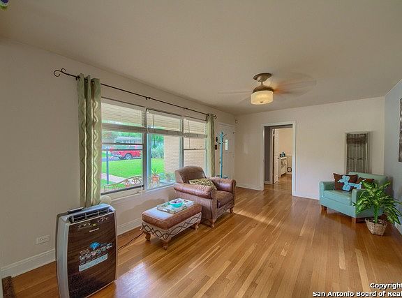 5th image of 342 Hialeah Ave