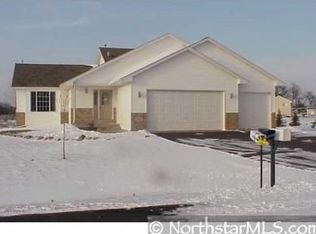 37342 Eagle Ln, North Branch, MN 55056