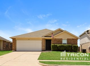 4913 Creek Ridge Trl, Fort Worth, TX 76179