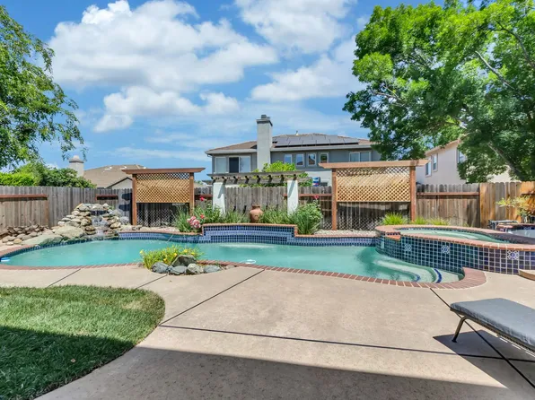 462 Anacapa Dr, Roseville, CA 95678