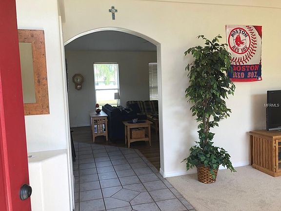 4th image of 3252 Sawgrass Creek Cir