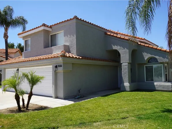 10406 Sandstone Ct, Mentone, CA 92359