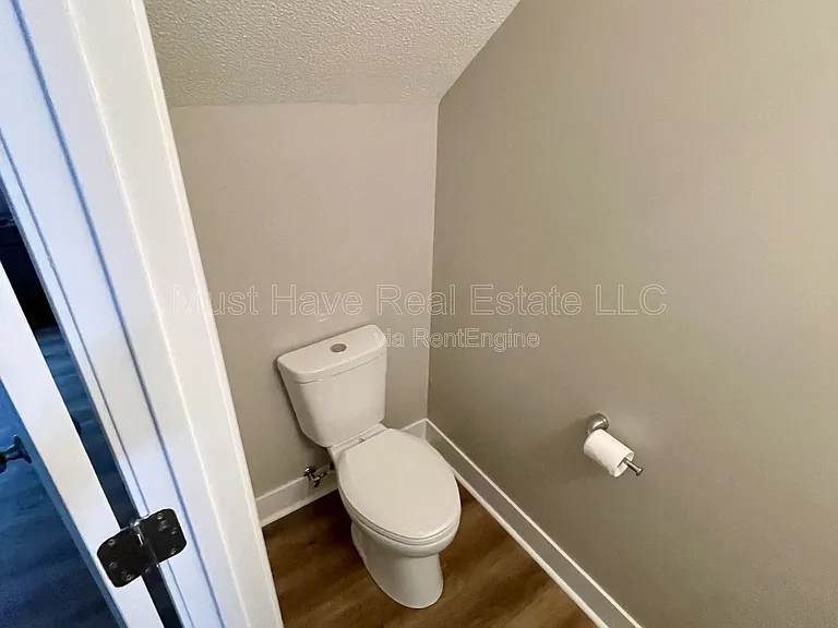 1051 3rd St SE #1069 — Photo 5