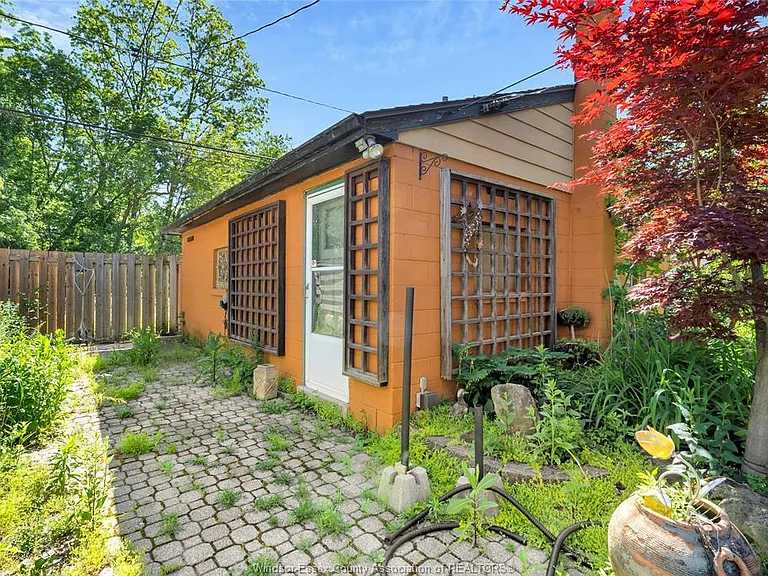 394 Cameron Ave — Photo 26