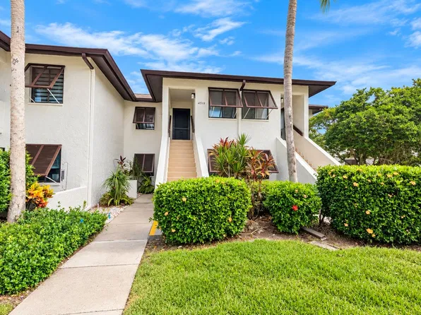 4519 Longwater Chase #10, Sarasota, FL 34235