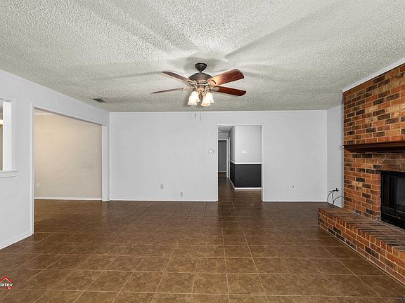 3rd image of 626 Highland Dr