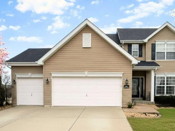 704 Julia Elizabeth Dr, Wentzville, MO 63385