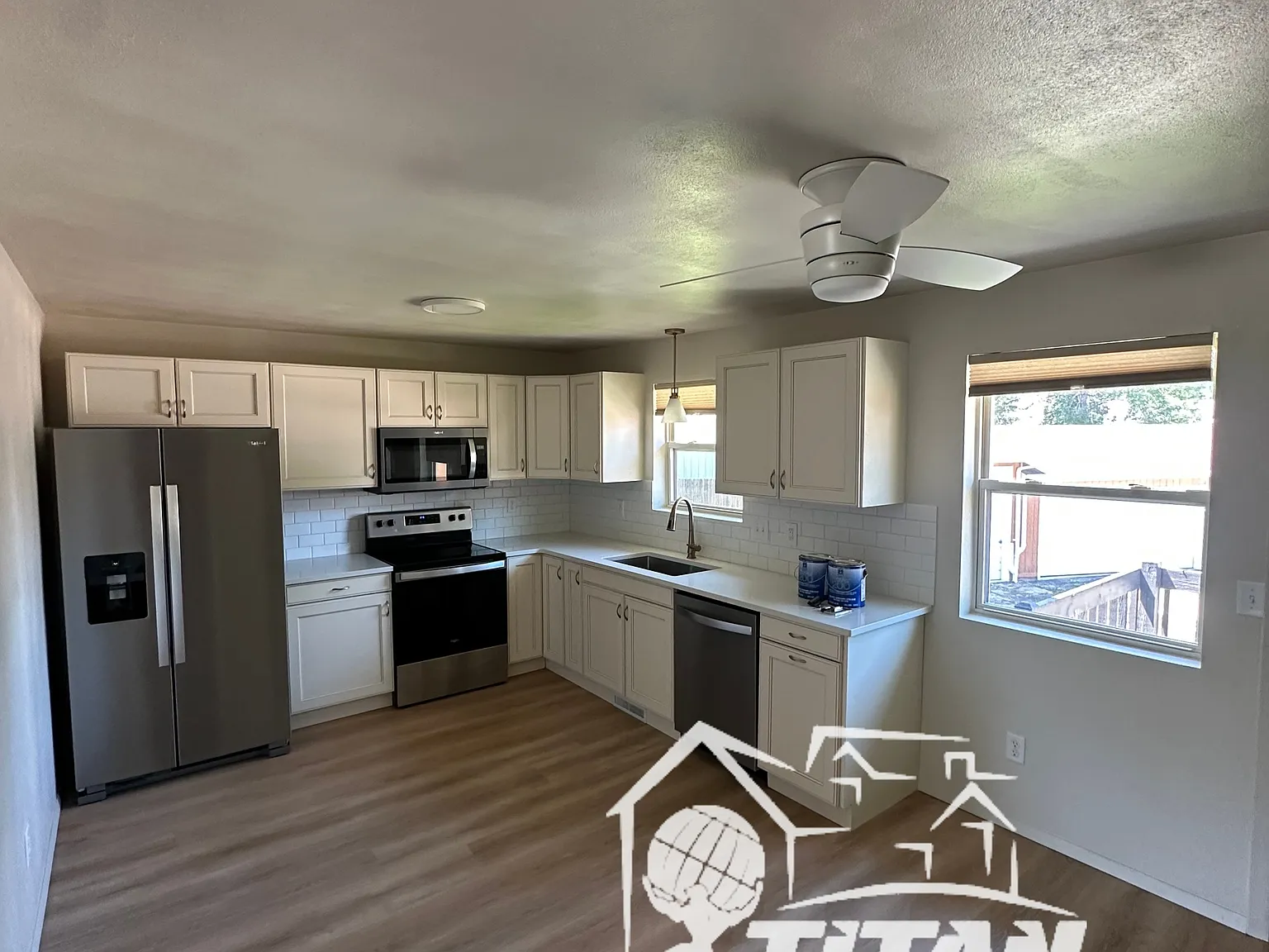 1544/1546 Manitowoc Road - 2 — Photo 4
