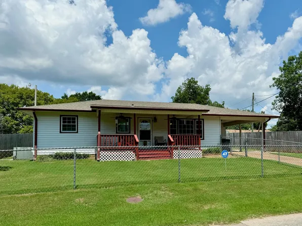 1207 SW 13th Ave, Sheffield, AL 35660