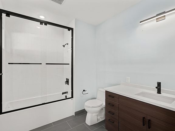 4th image of 59 Auburn St #201