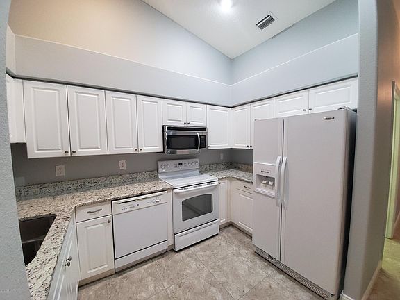 2nd image of 1613 Areca Palm Dr
