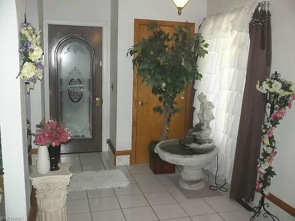 4th image of 6168 Jacqueline Dr