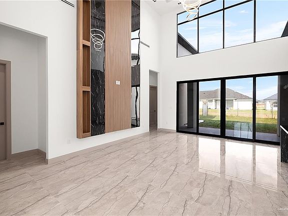 5th image of 1402 Tierra Encantada