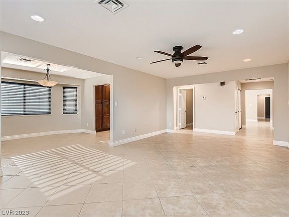5th image of 7665 Hinson St