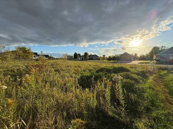 Wilderness Ln #1, Hortonville, WI 54944