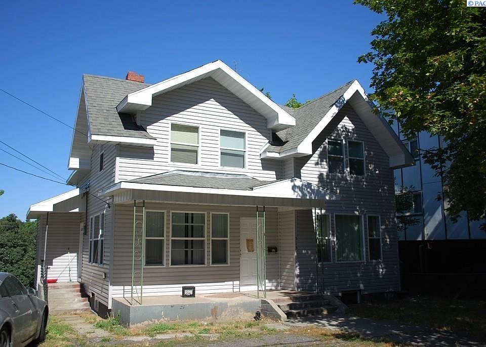 1st image of 513-515 NE Kamiaken St