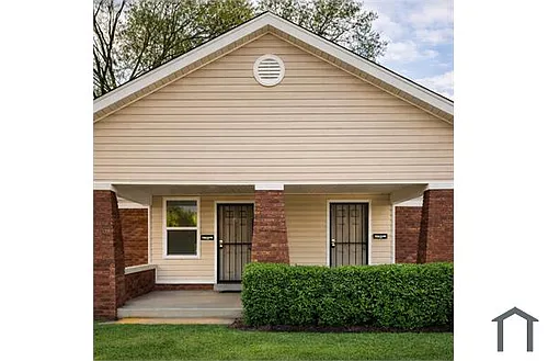 1589 Jackson Ave Photo 1
