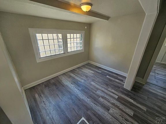 5th image of 708 W 16th St