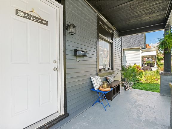 3rd image of 145 Georgetown Ave