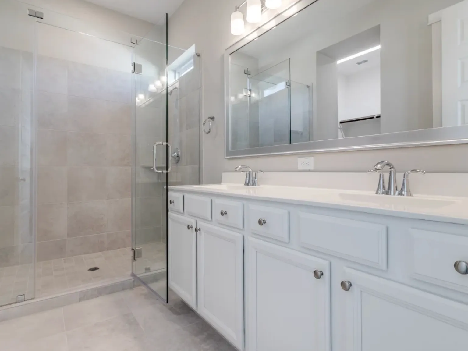 3 bed, 2.5 bath, 1589 sqft, $2,712 — Photo 3