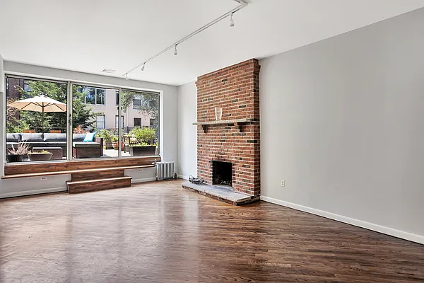 Rented by Corcoran | media 15