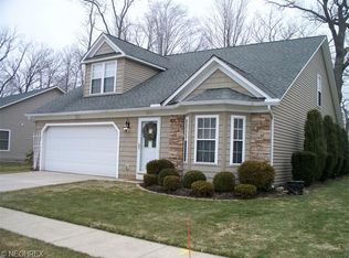 871 Rivers Edge Ln #33, Painesville, OH 44077