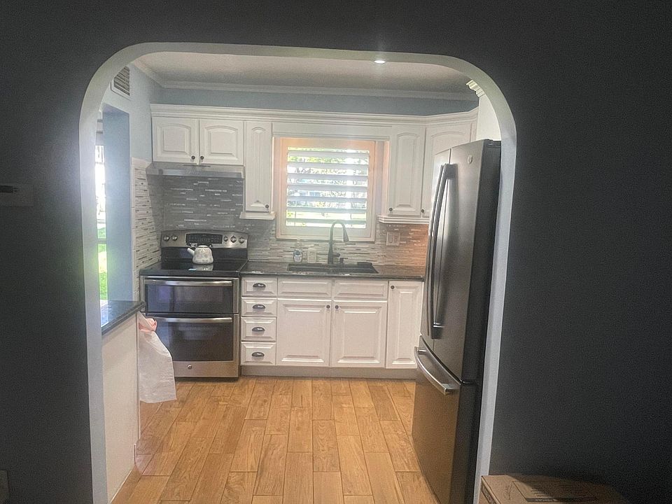 1st image of 752 Lori Drive #223