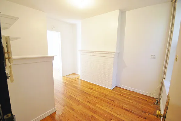 Rented by KYLM, LLC | media 11