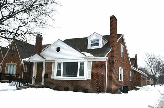 1st image of 1476 Penniman Ave