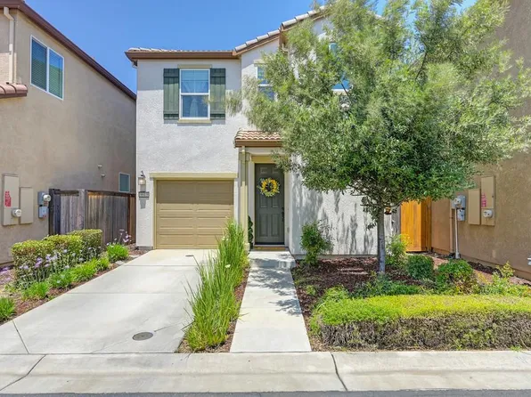 9913 Del Surf Ln, Elk Grove, CA 95757