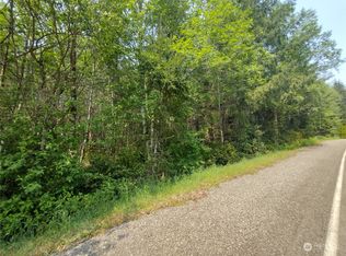 1553 E Rasor Rd, Belfair, WA 98528