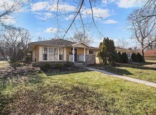 222 Broadmoor Ave #A, Munster, IN 46321