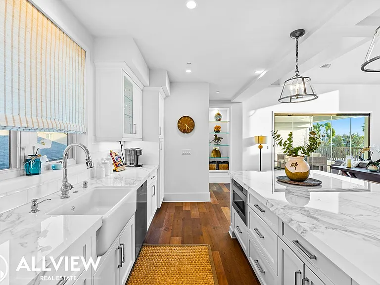 411 1/2 Heliotrope Ave — Photo 20