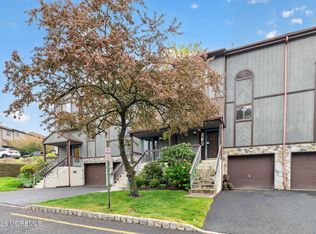 2206 Alpine Trl, Neptune, NJ 07753