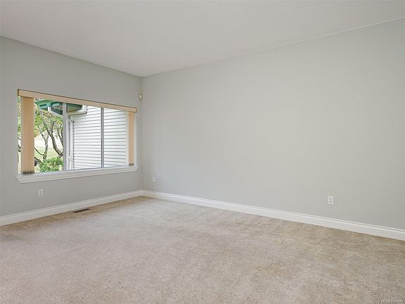 2nd image of 530 Marsett Pl #98