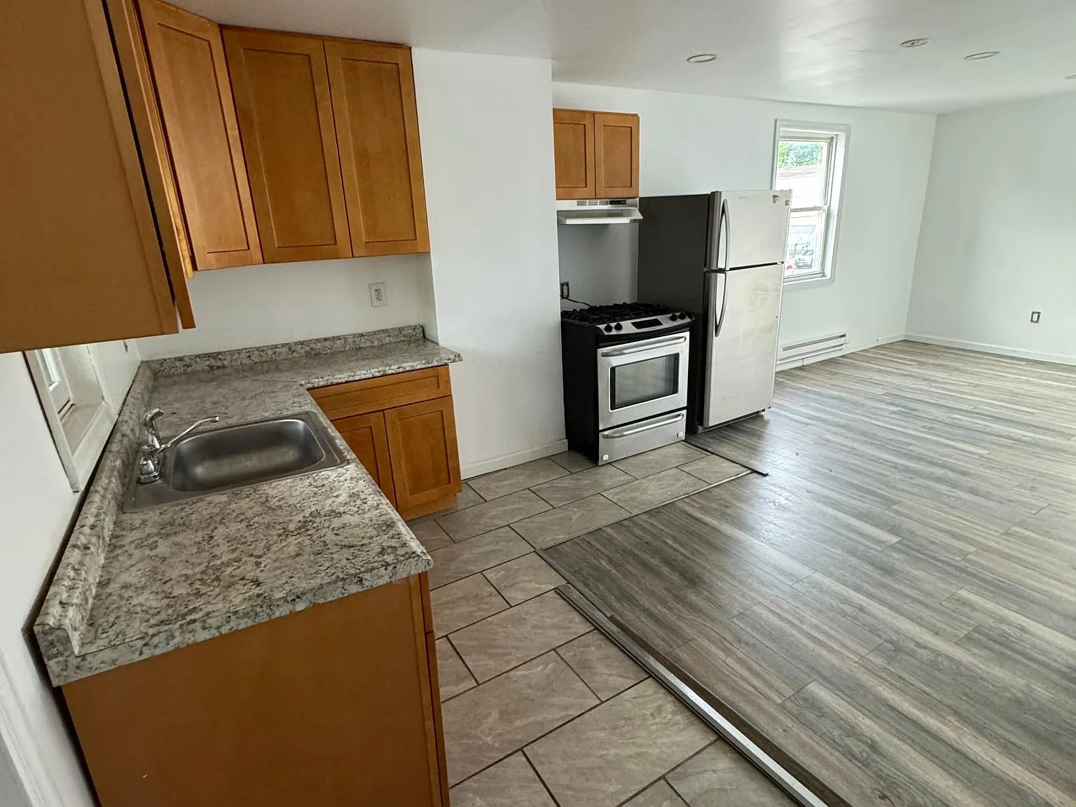 169 Temple St — Photo 2