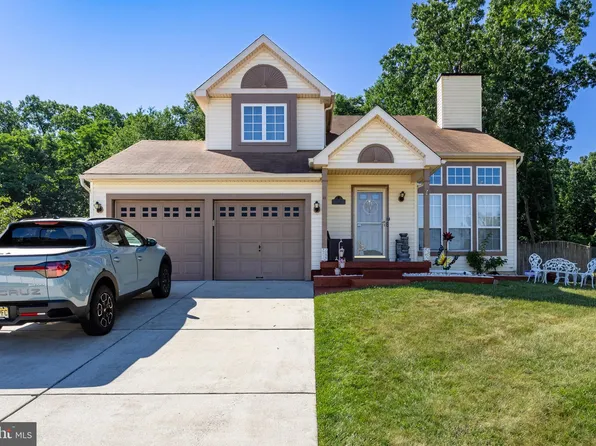 11 Duke Dr, Sicklerville, NJ 08081