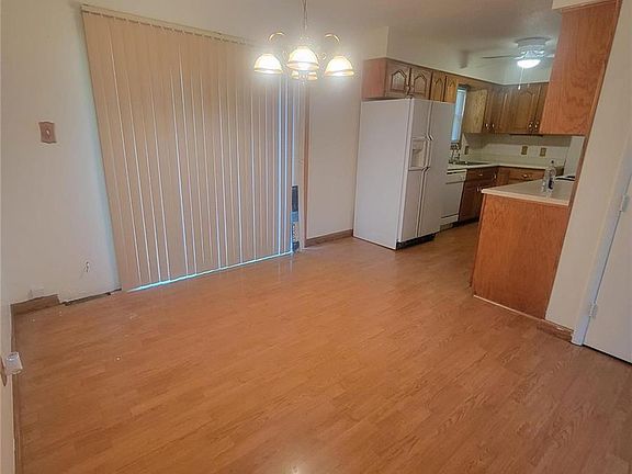 5th image of 411 Fitzgerald St