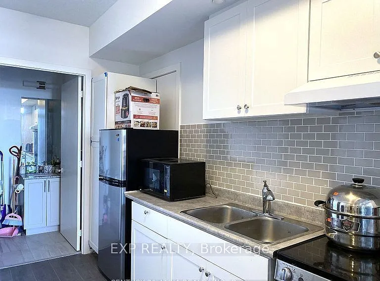 278 Buchanan Dr #530EB — Photo 10
