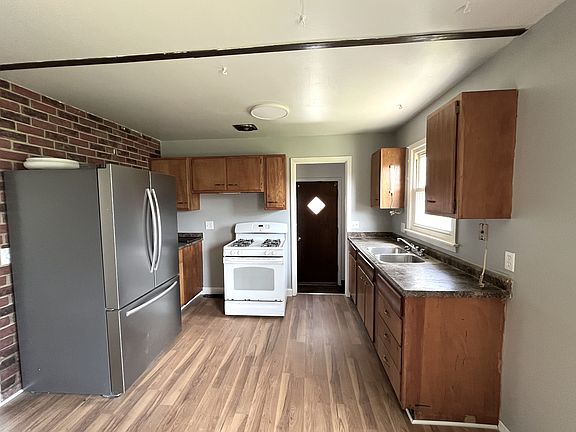 4th image of 5940 Sunridge Dr