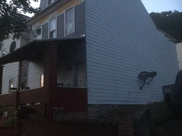 305 E Cameron St, Shamokin, PA 17872