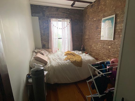 5th image of 1467 Bedford Ave APT 4B