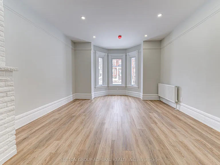 167 Collier St #3 — Photo 20